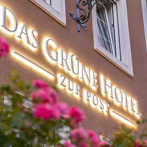 Gruene Zur Post - 100 % Bio Hotel Salisburgo