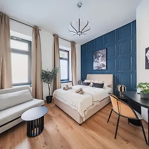 Rive By Home1 Hostel