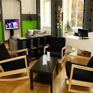 & Kaiser 23 Hostel