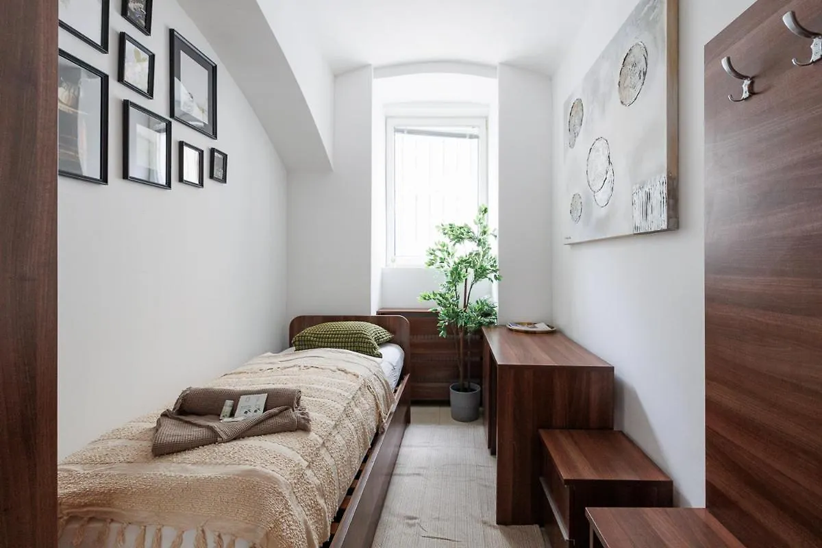 Vienna City Business Rooms Отель
