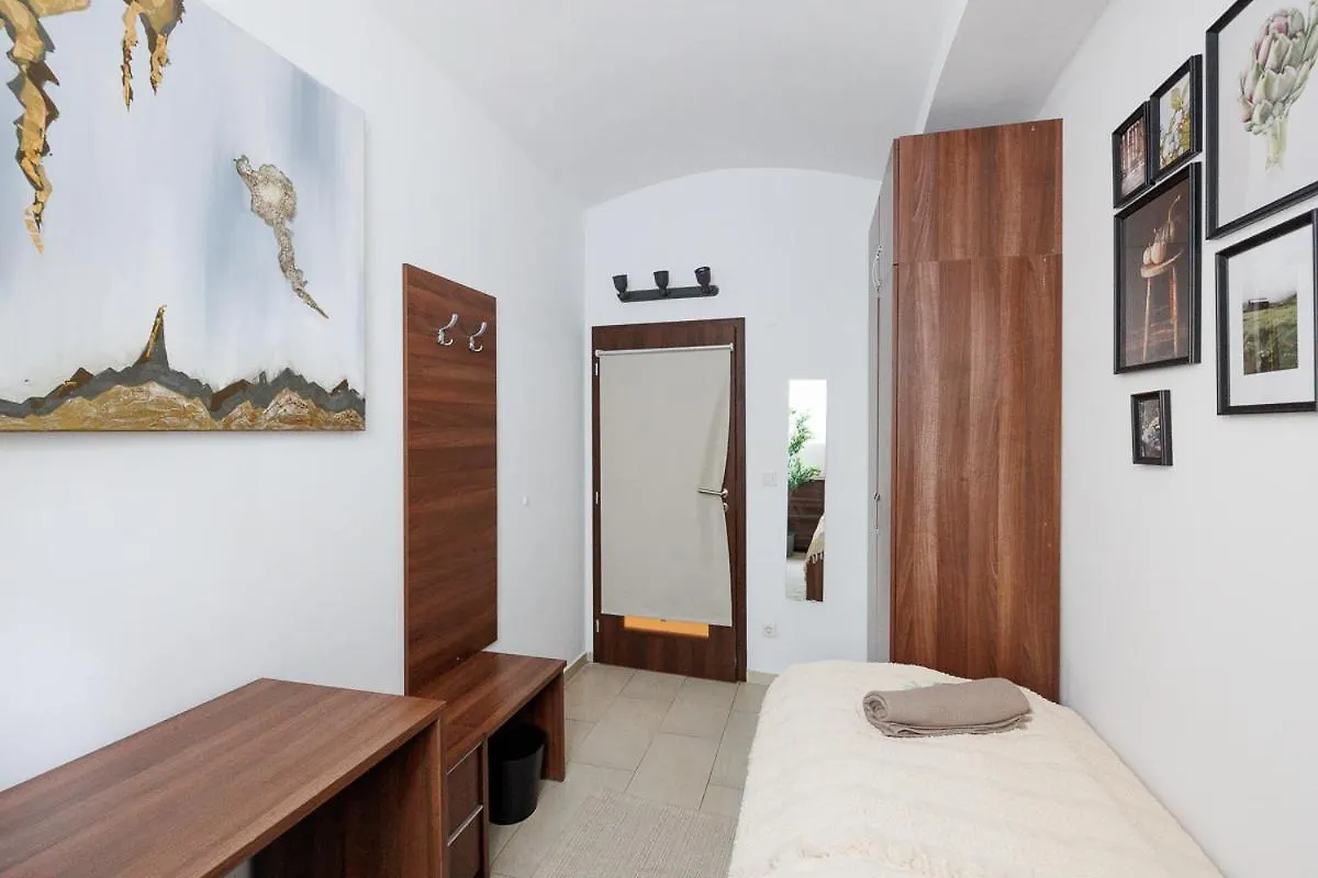Hotel Vienna City Business Rooms
